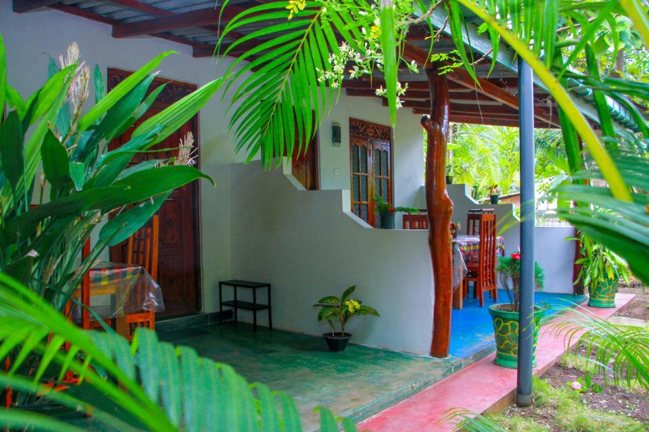 Sun Flower Homestay Sigiriya Exterior foto