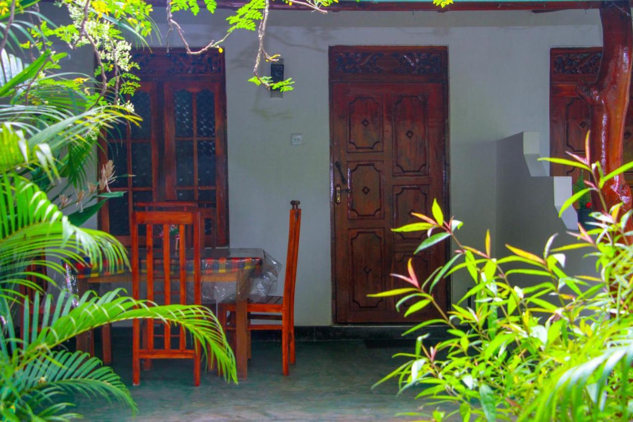 Sun Flower Homestay Sigiriya Exterior foto